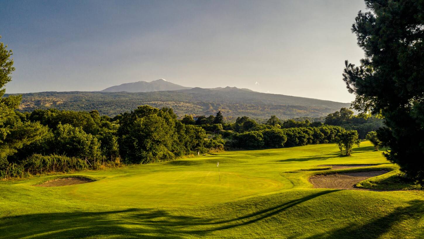 Golf course Il Sicilia’s Picciolo Etna Golf 4102