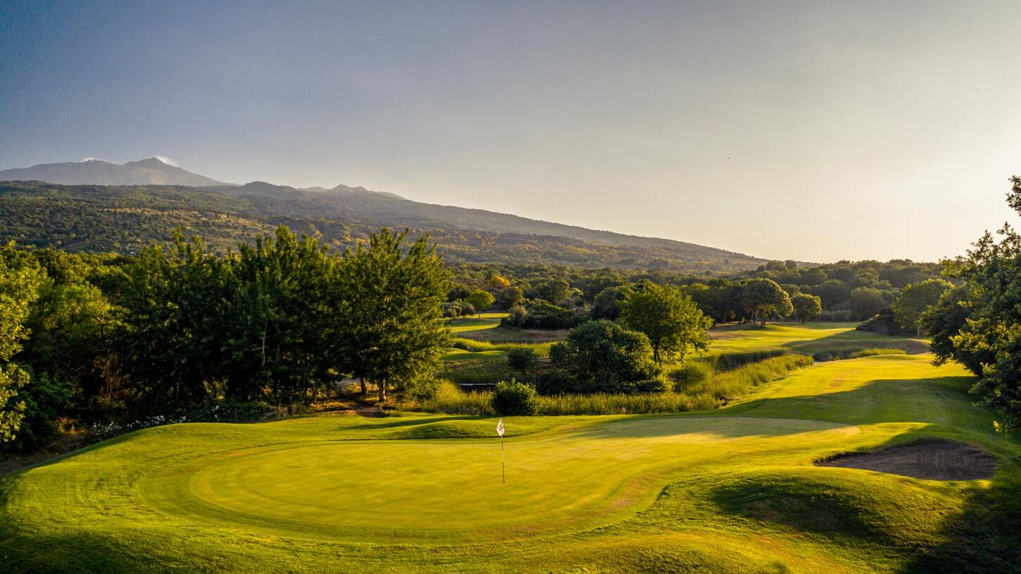 Golf course Il Sicilia’s Picciolo Etna Golf 4106