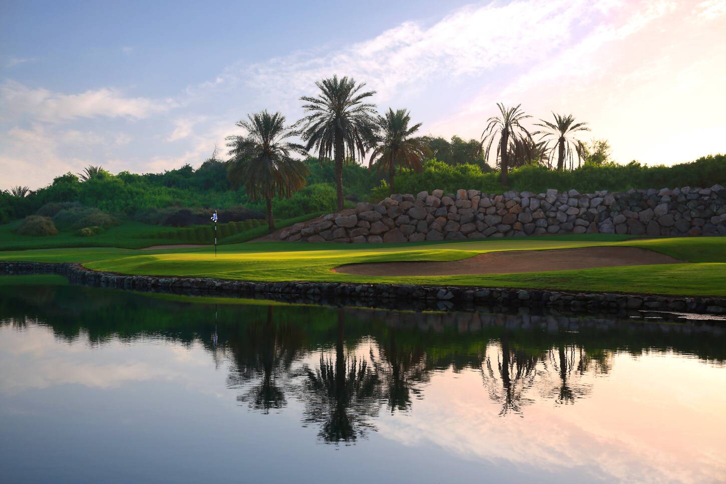 Golf course Abu Dhabi Golf Club 3546