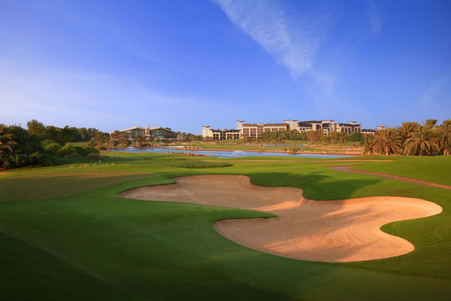 Golf course Abu Dhabi Golf Club 3548
