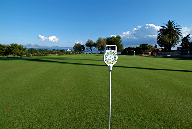 Golf course Club de Golf Alcanada 43