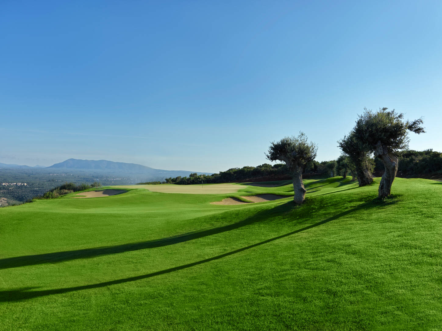 Golf course Costa Navarino Hills 3398