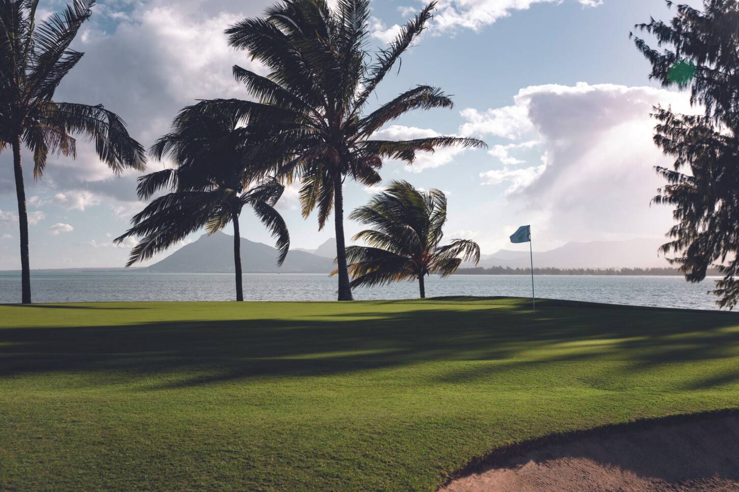 Golf course Paradis Golf Club 3011