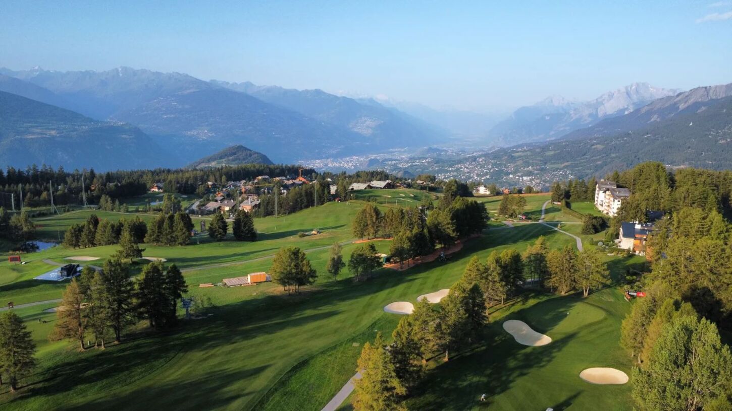 Golf course Crans-sur-Sierre Golf Club 9534
